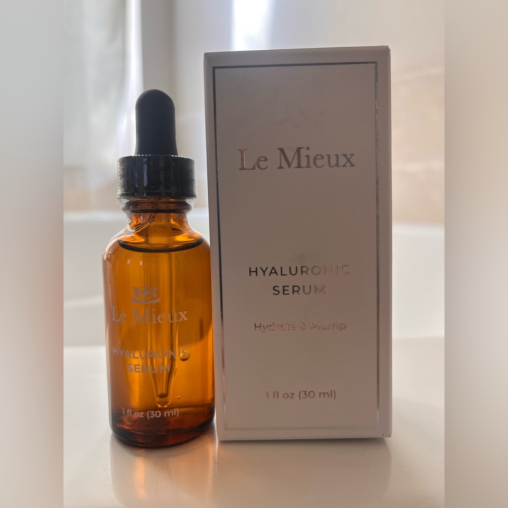 Le Mieux Hyaluronic Acid Serum. Sealed, 1 oz.